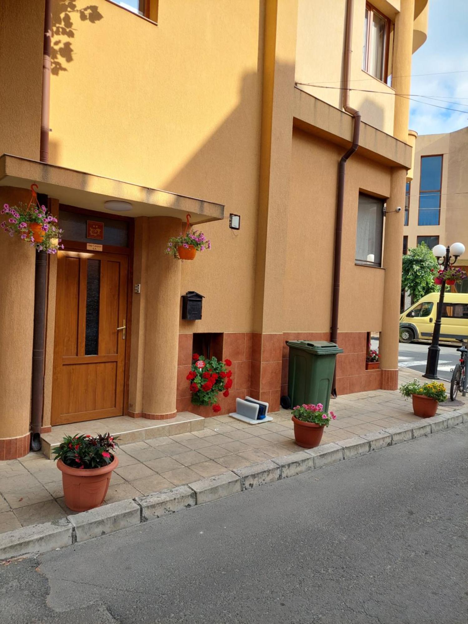 Hristovi Apartments & Studios Pomorie Luaran gambar