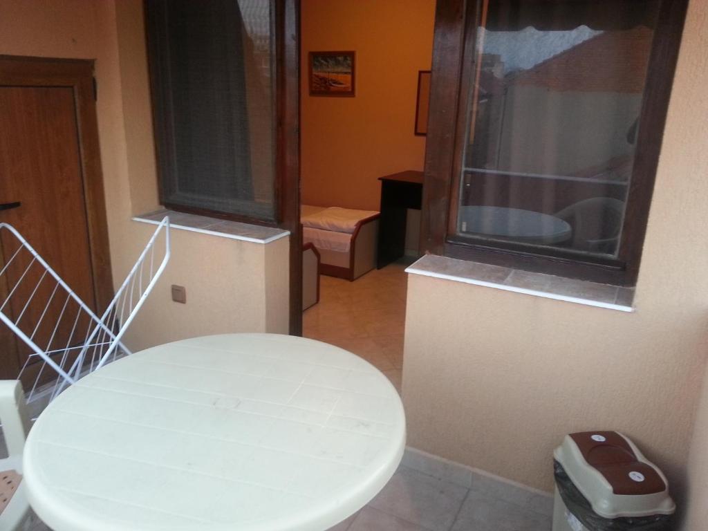 Hristovi Apartments & Studios Pomorie Bilik gambar