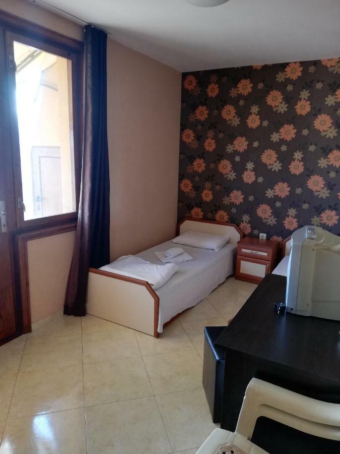 Hristovi Apartments & Studios Pomorie Luaran gambar